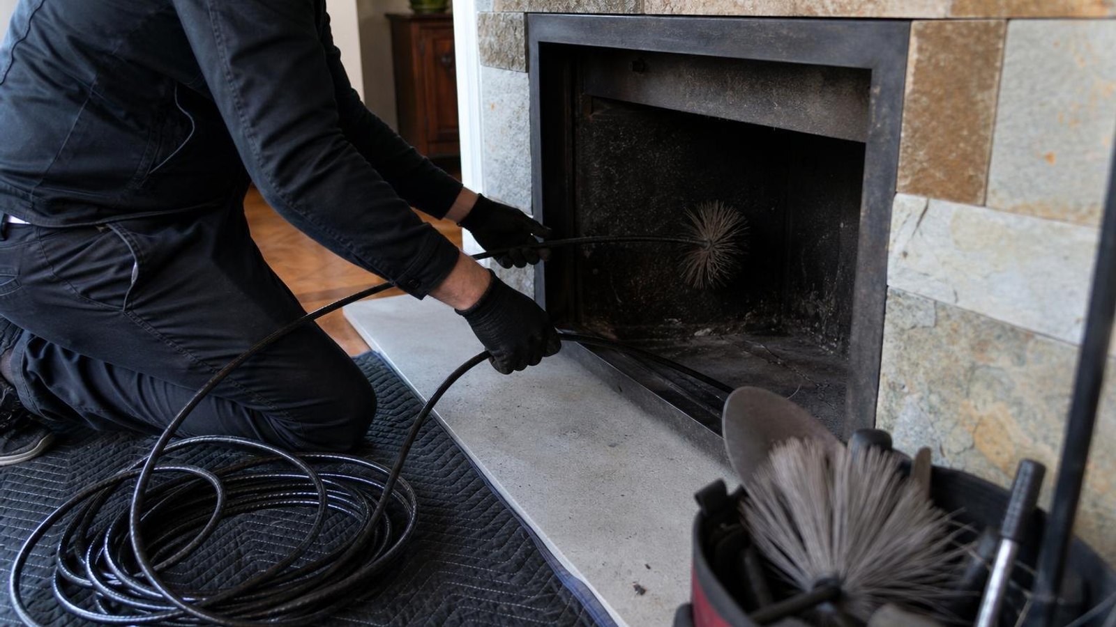 Local chimney sweep & inspection for Freehold homes